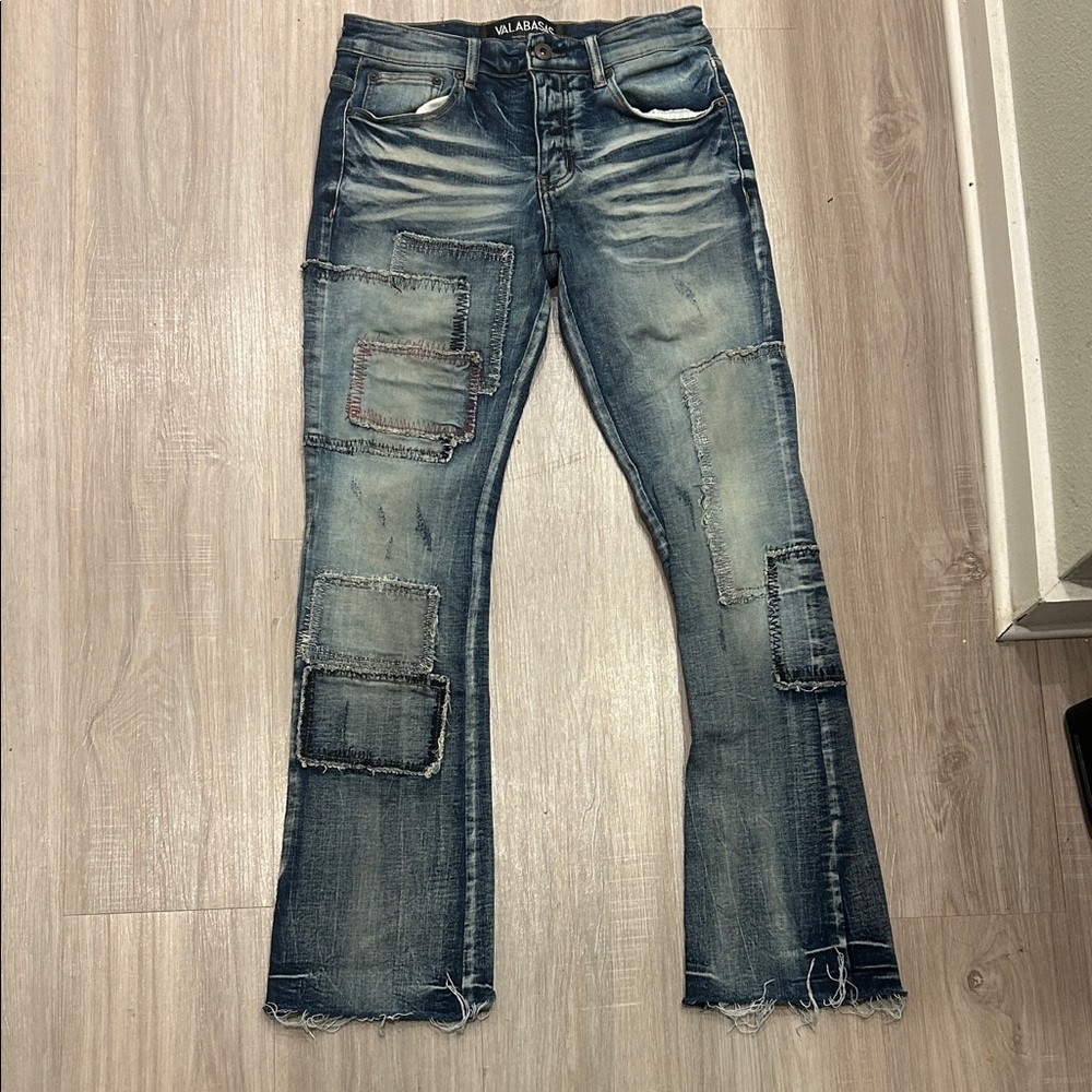 Valabasas blue jeans